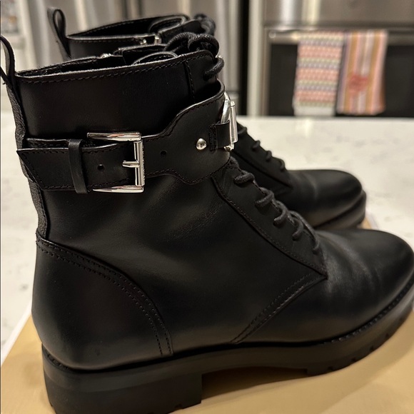 Michael Kors Black Leather Combat Boots with Silver Accents excellent - Picture 4 of 6